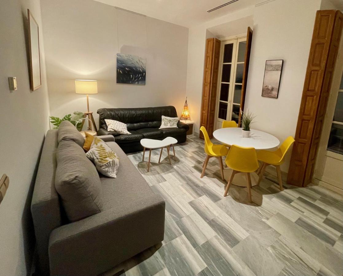 Picasso'S Birth House Charming Apartment Málaga Esterno foto